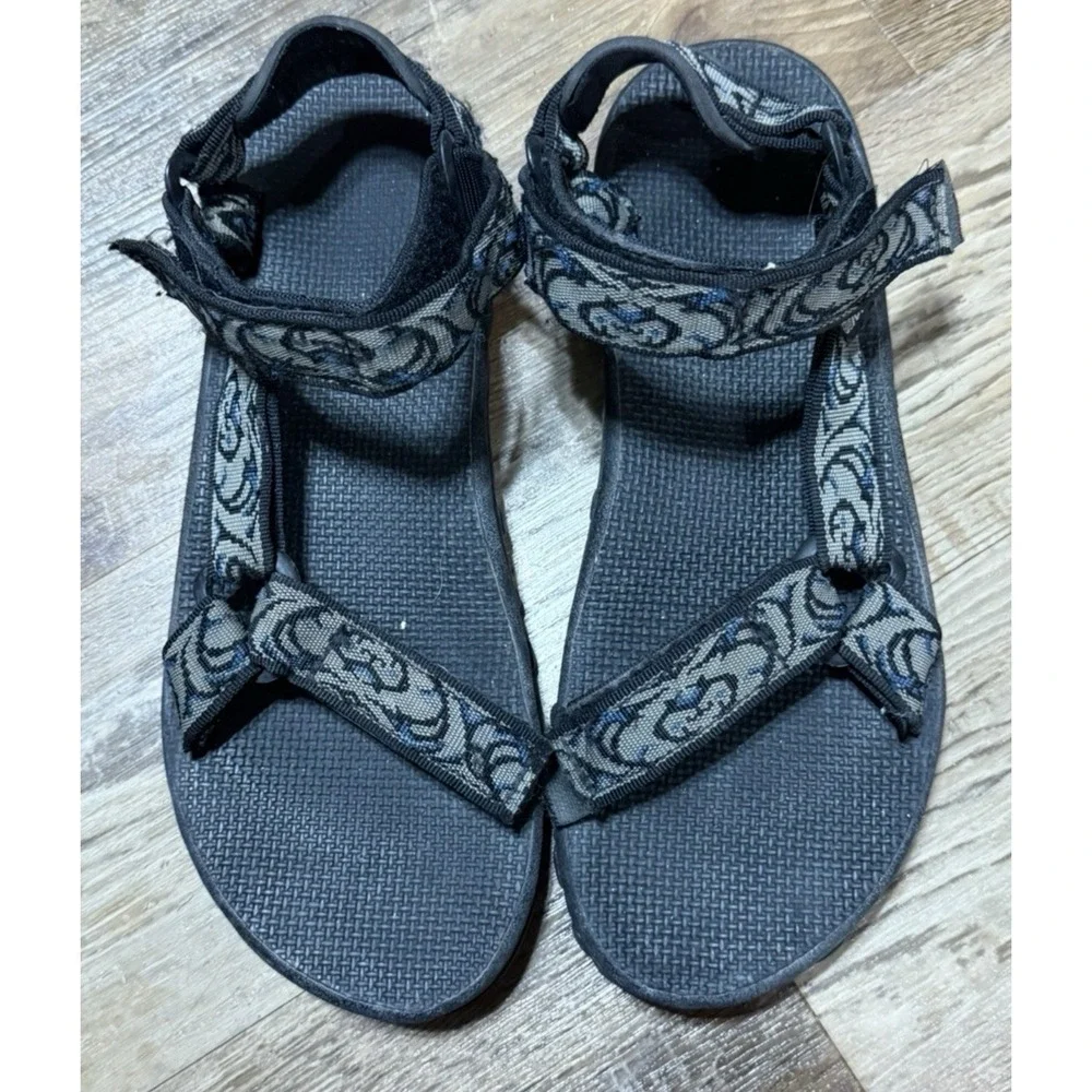 Teva Hurricane Mens Size 10 Black Strap Sandals Shoes Outdoor S/N 1535